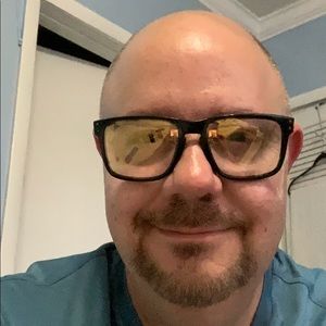 Meet your Posher, Chris
